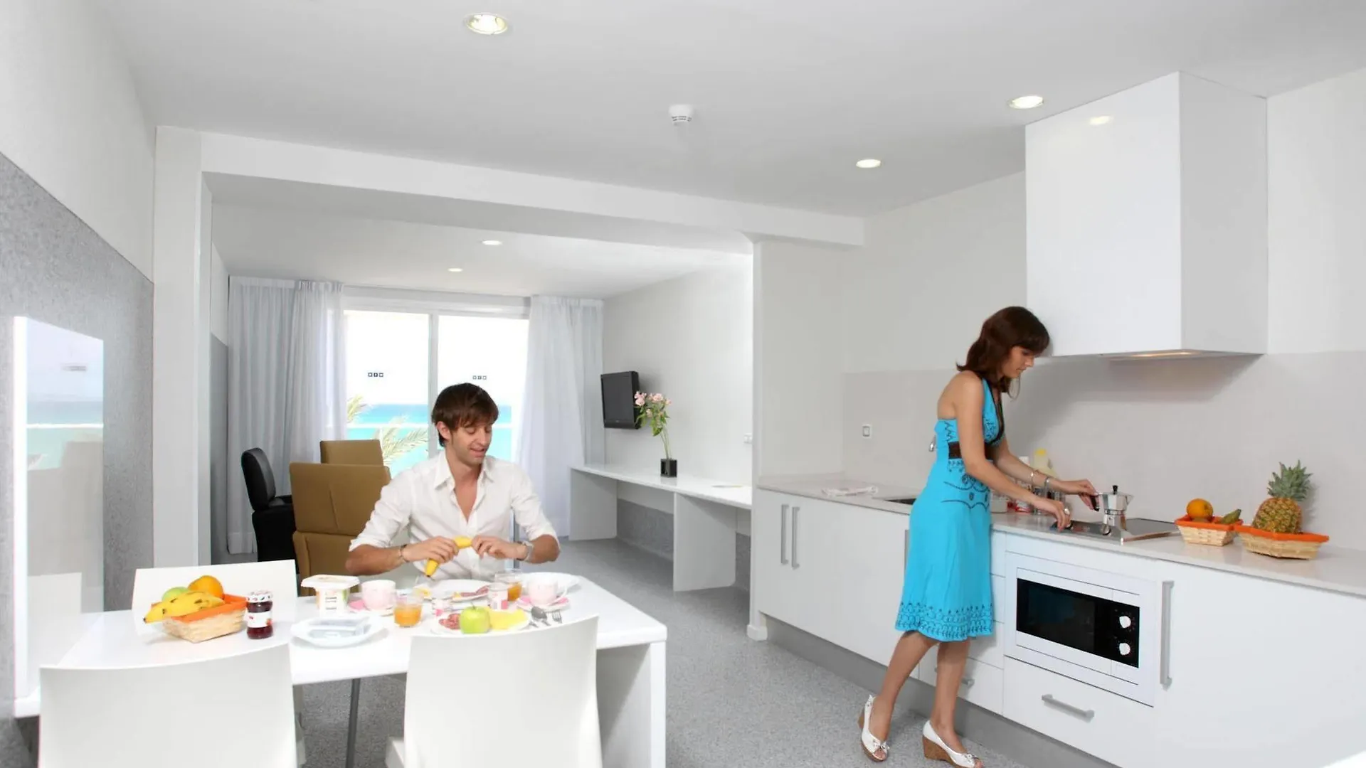 Mix Bahia Real Apartments 埃尔阿雷纳尔 3*,  西班牙