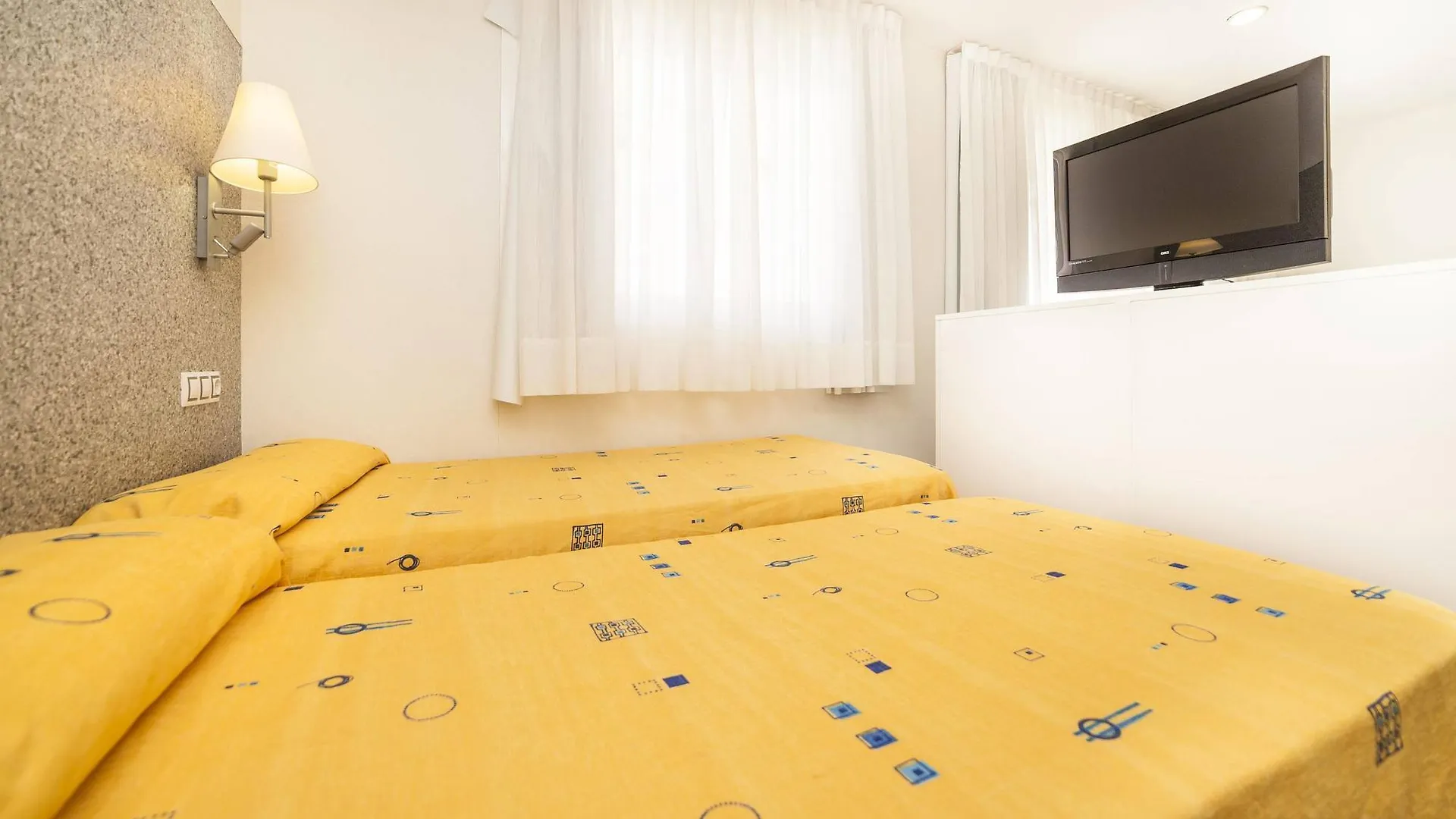 Mix Bahia Real Apartments 埃尔阿雷纳尔 酒店